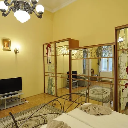 شقة Charming Art Deco Flat
