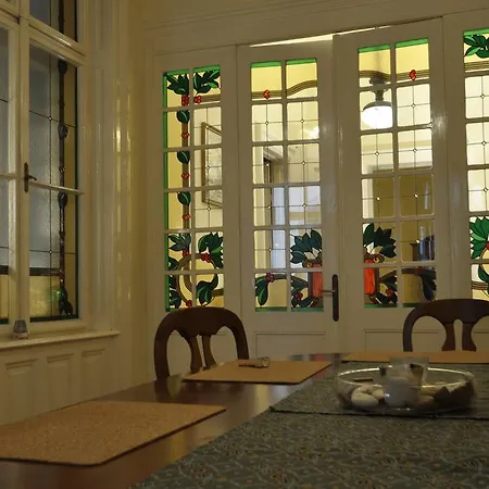 Charming Art Deco Flat