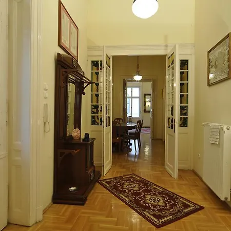 Charming Art Deco Flat Apartament *